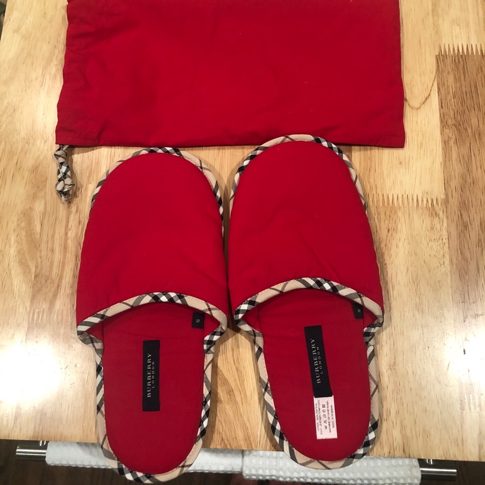 Burberry Bedroom Slippers NWOT - Picture 2 of 9